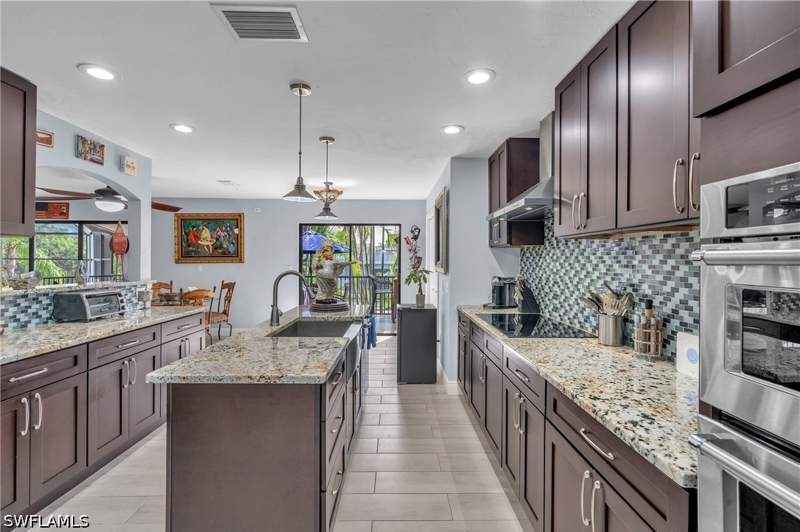 3 bedroom SingleFamilyResidence at 27109 Holly Ln, Hidden Cove, Bonita Springs — photo 3