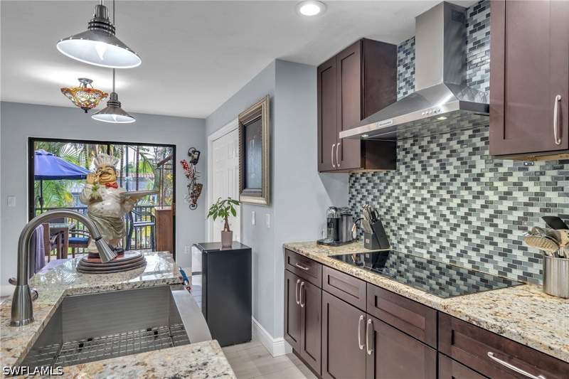 3 bedroom SingleFamilyResidence at 27109 Holly Ln, Hidden Cove, Bonita Springs — photo 5