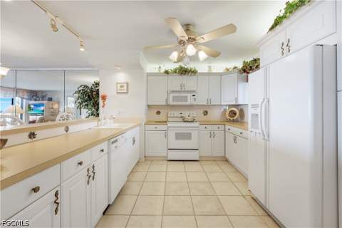 15011 Punta Rassa Rd 903, Fort Myers FL - photo 9 of 28