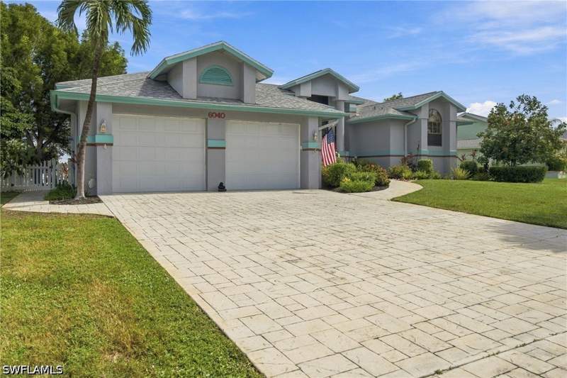 3 bedroom SingleFamilyResidence at 6040 Lake Grasmere Way, Woodlands At Island Park Woodlands, Fort Myers — photo 3