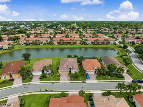 3588 Dandolo Cir, Cape Coral FL - photo 11 of 42