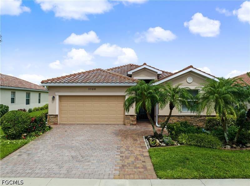 4 bedroom SingleFamilyResidence at 3588 Dandolo Cir, Bella Vida, Cape Coral — photo 3