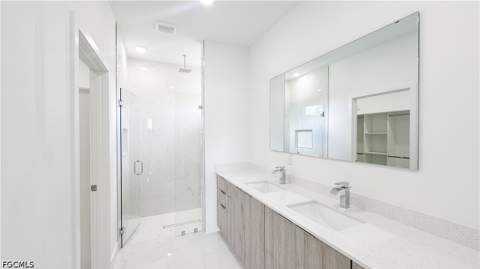 733 Alee St E, Lehigh Acres FL - photo 10 of 42