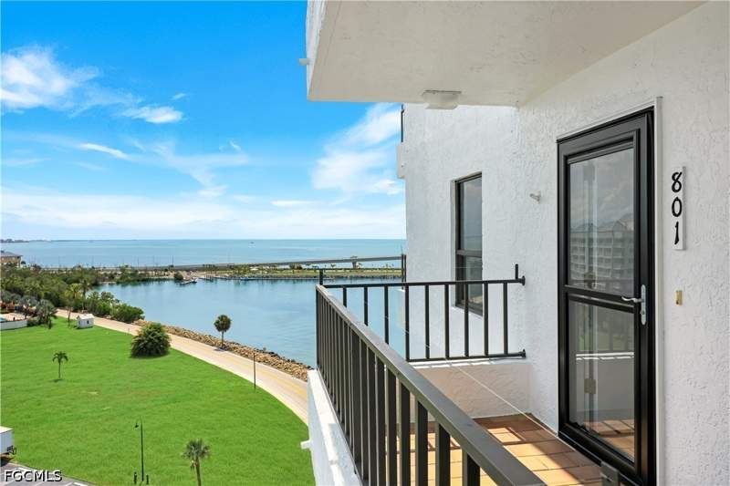 2 bedroom Condominium at 15011 Punta Rassa Rd 801, Punta Rassa, Fort Myers — photo 5
