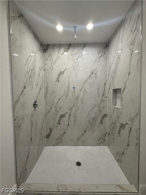 613 Greenbriar Blvd NW, Lehigh Acres FL - photo 10 of 11