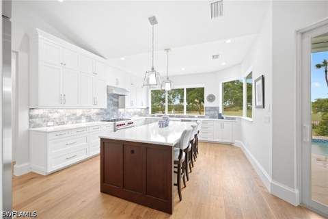 1578 Jamaica Ct, Marco Island FL - photo 9 of 50