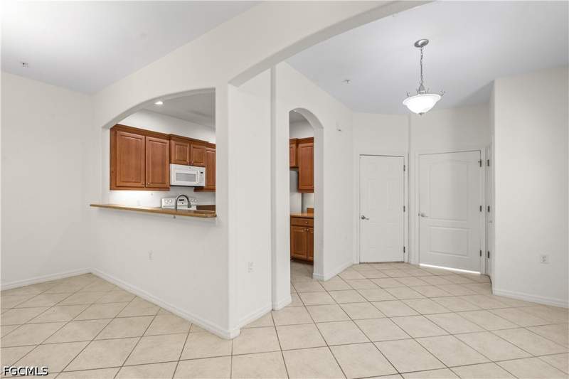 3 bedroom Townhouse at 4390 Lazio Way 401, Matera, Fort Myers — photo 4