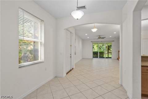 4390 Lazio Way 401, Fort Myers FL - photo 7 of 40