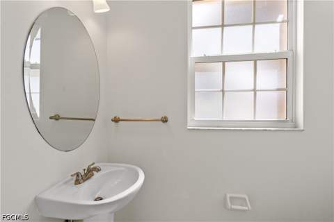 4390 Lazio Way 401, Fort Myers FL - photo 9 of 40