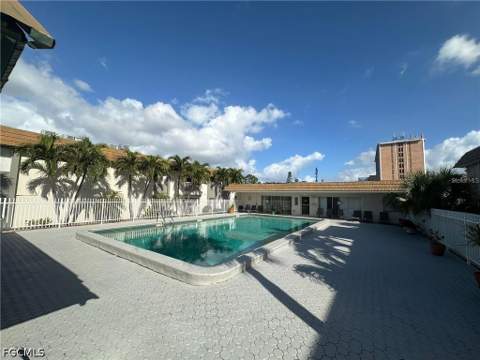 1830 Maravilla Ave 508, Fort Myers FL - photo 16 of 18