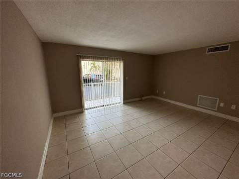 1830 Maravilla Ave 508, Fort Myers FL - photo 6 of 18