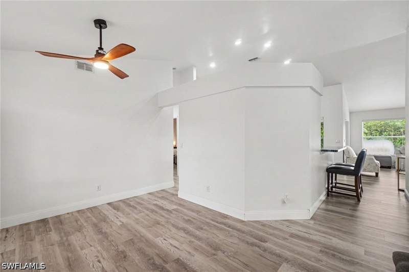 3 bedroom SingleFamilyResidence at 22394 Fountain Lakes Blvd, Fountain Lakes, Estero — photo 5