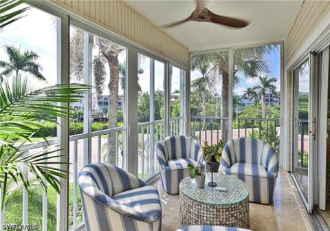 175 Barefoot Cir, Bonita Springs FL - photo 24 of 45