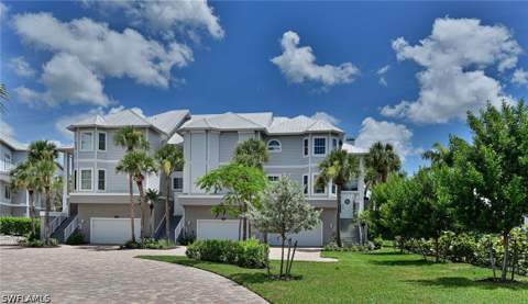 175 Barefoot Cir, Bonita Springs FL - photo 6 of 45