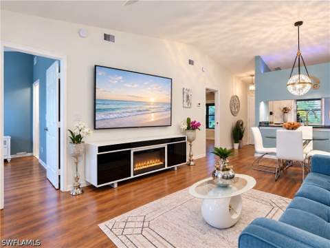 2017 Pine Isle Ln, Naples FL - photo 9 of 46