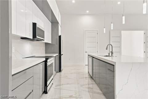 98 10th St NE, Naples FL - photo 15 of 49