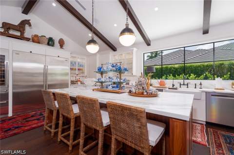 743 Saint Georges Ct, Naples FL - photo 14 of 44