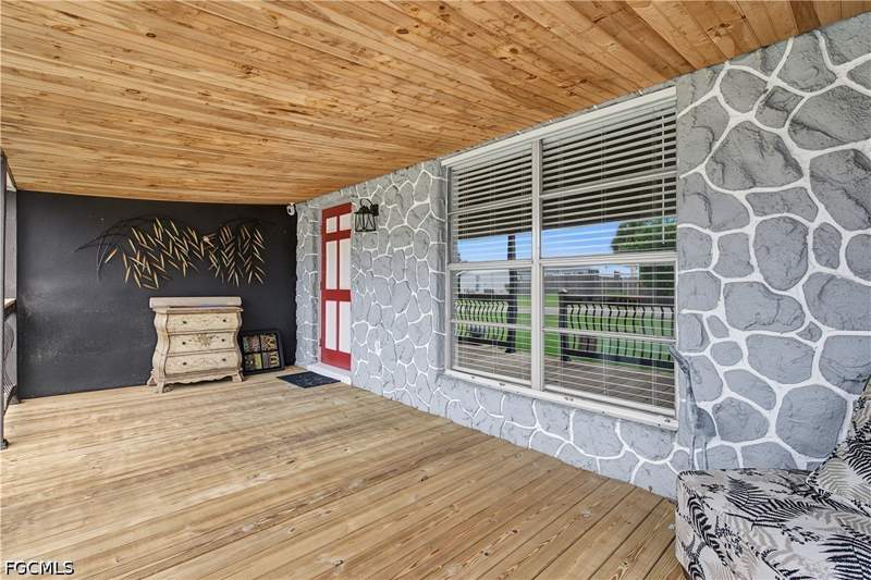 3 bedroom SingleFamilyResidence at 1151 Lovely Ln, North Fort Myers, North Fort Myers — photo 3