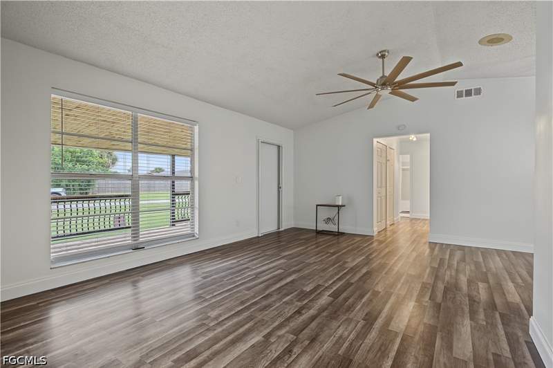 3 bedroom SingleFamilyResidence at 1151 Lovely Ln, North Fort Myers, North Fort Myers — photo 4
