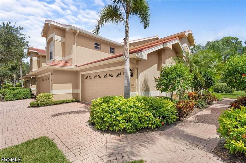 2 bedroom Condominium at 20211 Calice Ct 2802, Oakwood, Estero — photo 5