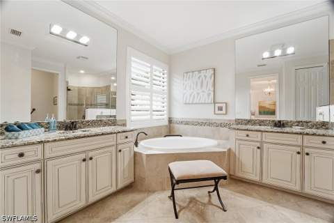 2906 Aviamar Cir, Naples FL - photo 22 of 46