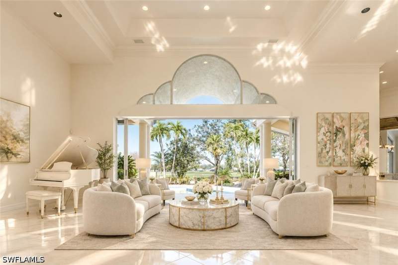 4 bedroom SingleFamilyResidence at 6599 Glen Arbor Way, Arbor Glen, Naples — photo 4