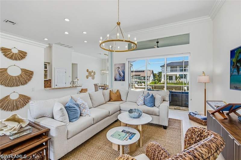 4 bedroom SingleFamilyResidence at 251 Seminole Ct, Marco Island, Marco Island — photo 4