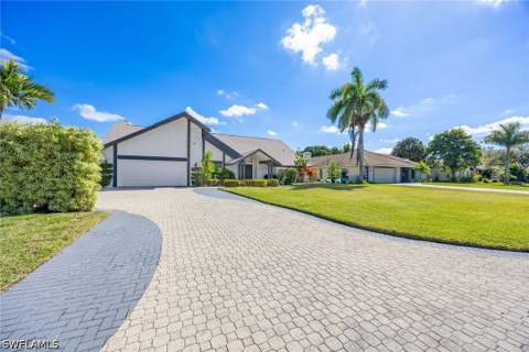 2529 Kings Lake Blvd, Naples FL - photo 8 of 50