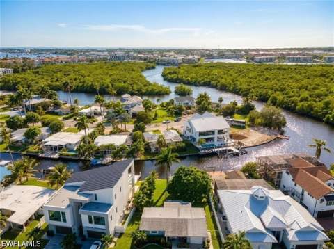 1765 Harbor Ln, Naples FL - photo 6 of 6
