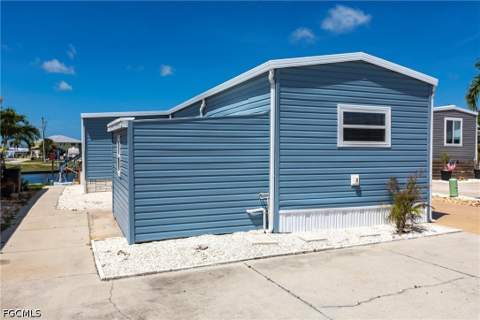 3913 Dewberry Ln, St James City FL - photo 13 of 36