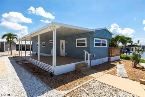 3913 Dewberry Ln, St James City FL - photo 9 of 36