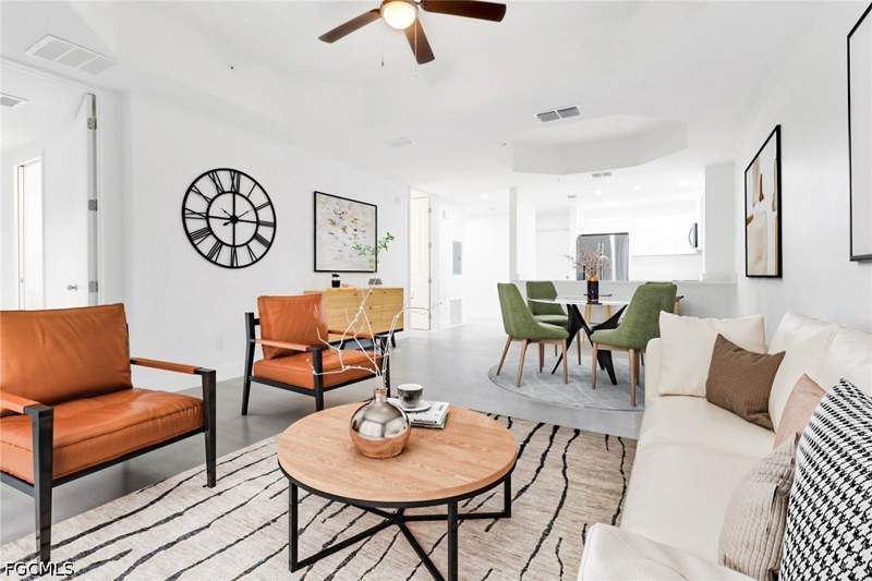 2 bedroom Condominium at 1802 Samantha Gayle Way 103, 1818 Parkway Condominiums, Cape Coral — photo 4