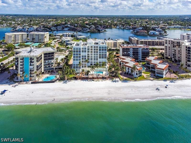 3 bedroom Condominium at 3377 Gulf Shore Blvd N 6C, Waldorf, Naples — photo 3