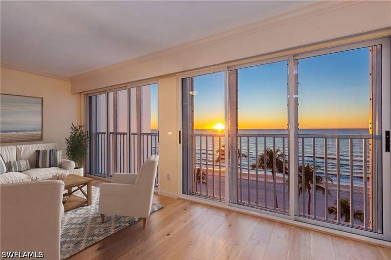 3 bedroom Condominium at 3377 Gulf Shore Blvd N 6C, Waldorf, Naples — photo 5