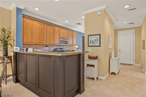 14543 Abaco Lakes Dr 103, Fort Myers FL - photo 9 of 39