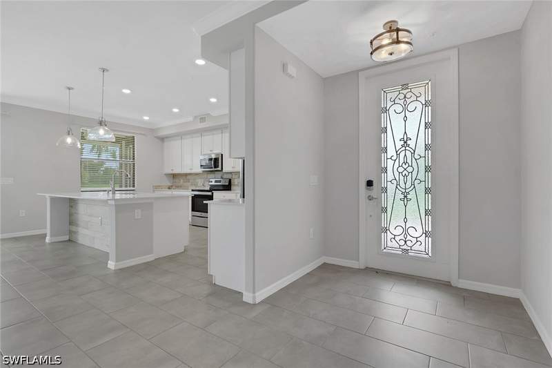 3 bedroom Condominium at 12047 Hawthorn Lake Dr 102, Arborwood Preserve, Fort Myers — photo 2