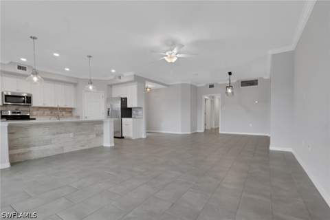 12047 Hawthorn Lake Dr 102, Fort Myers FL - photo 7 of 49