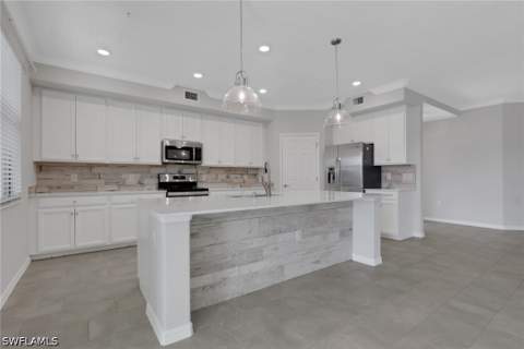 12047 Hawthorn Lake Dr 102, Fort Myers FL - photo 9 of 49