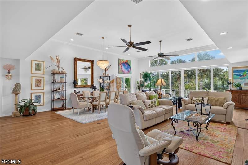 5 bedroom SingleFamilyResidence at 561 Lighthouse Way, Sanibel Estates, Sanibel — photo 5