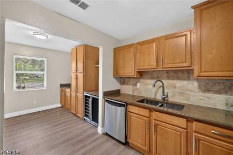 3656 Suntrust Dr, Fort Myers FL - photo 13 of 35