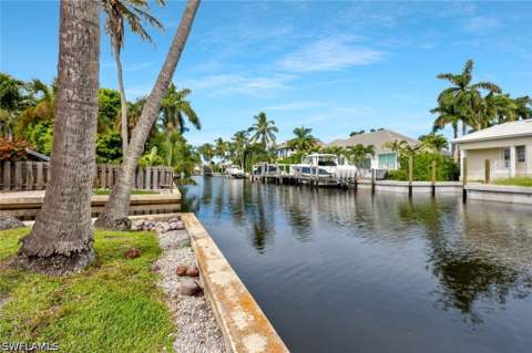 499 16th Ave S, Naples FL - photo 7 of 17