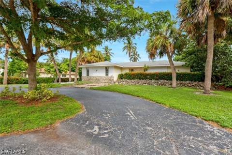 499 16th Ave S, Naples FL - photo 8 of 17
