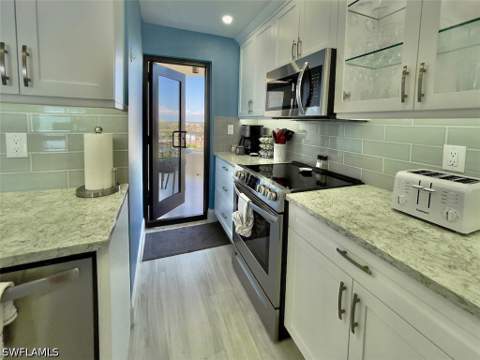 380 Seaview Ct 1506, Marco Island FL - photo 9 of 25