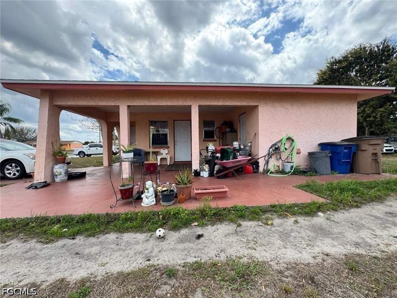 2 bedroom SingleFamilyResidence at 320 Inwood Ave S, Lehigh Acres, Lehigh Acres — photo 4