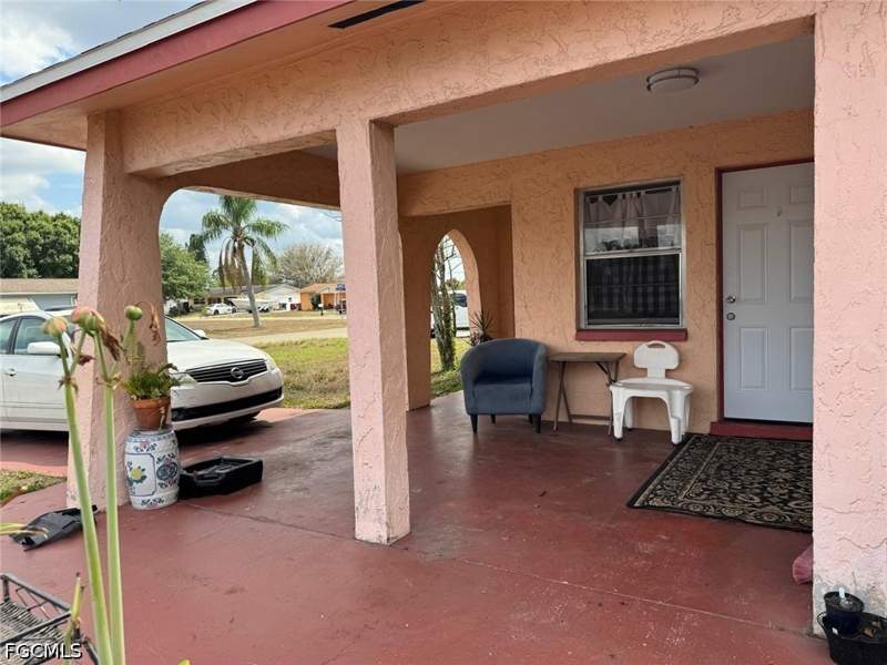 2 bedroom SingleFamilyResidence at 320 Inwood Ave S, Lehigh Acres, Lehigh Acres — photo 5