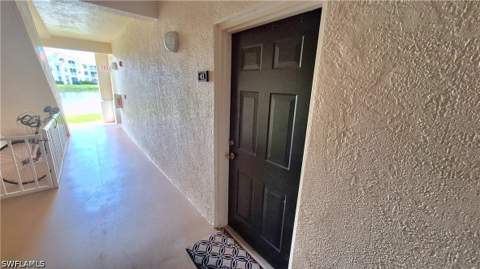 4690 Saint Croix Ln 411, Naples FL - photo 11 of 18
