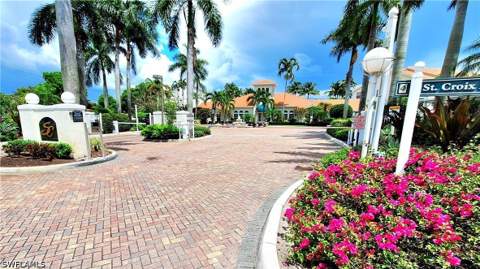 4690 Saint Croix Ln 411, Naples FL - photo 16 of 18