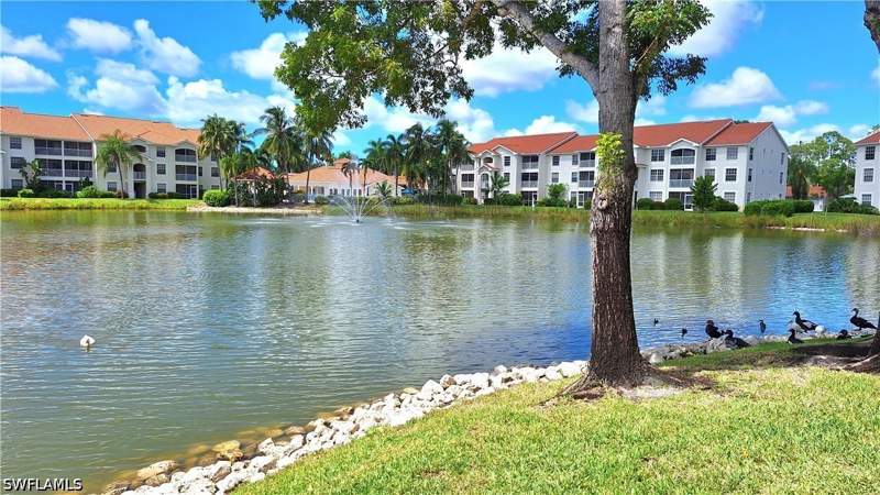 2 bedroom Condominium at 4690 Saint Croix Ln 411, St Croix, Naples — photo 2