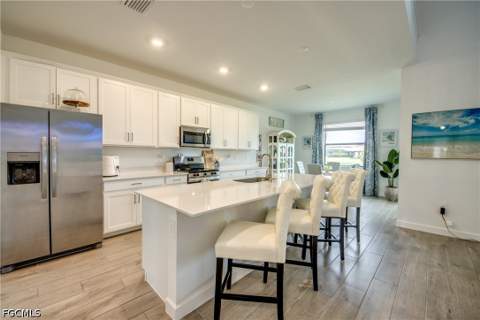 10895 Timber Creek Dr, Fort Myers FL - photo 11 of 69