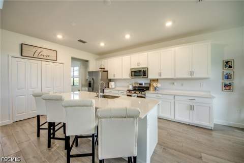 10895 Timber Creek Dr, Fort Myers FL - photo 12 of 69